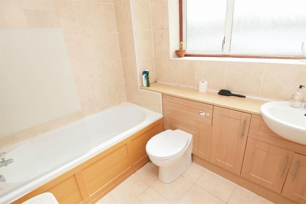 Property in Brenchley Close Bromley Property in Brenchley Close Bromley